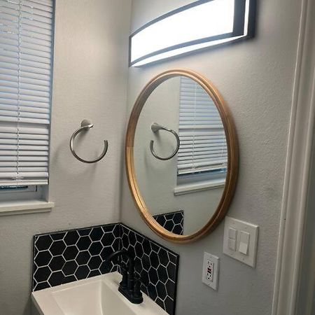 Cozy 1 Bed Close To Downtown Houston Buitenkant foto